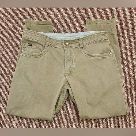 Men’s 34 x 30 Kuhl Revolt Packable Lightweight Hiking Technical Pants - Picture 5 of 13